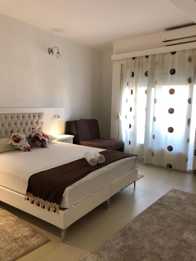 Apartments Fourroses Ulcinj Exterior photo