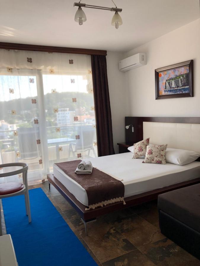 Apartments Fourroses Ulcinj Exterior photo
